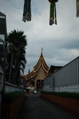 泰国寺庙清迈契迪龙寺