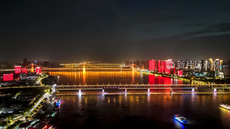 航拍湖北武汉长江两岸夜景灯光