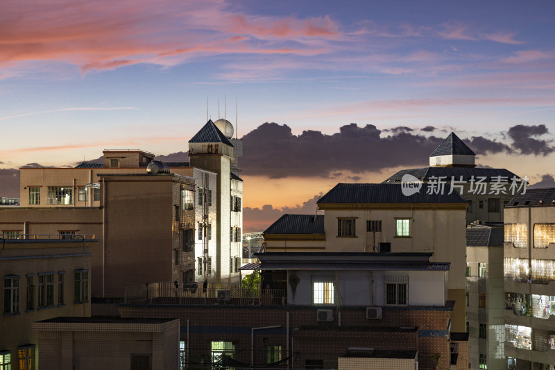 傍晚时的天空