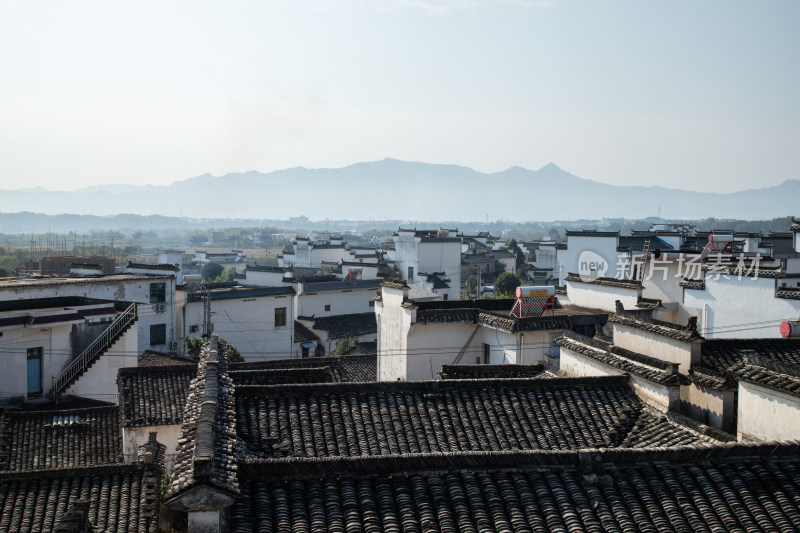 安徽黄山徽派建筑局部细节特写白墙灰瓦