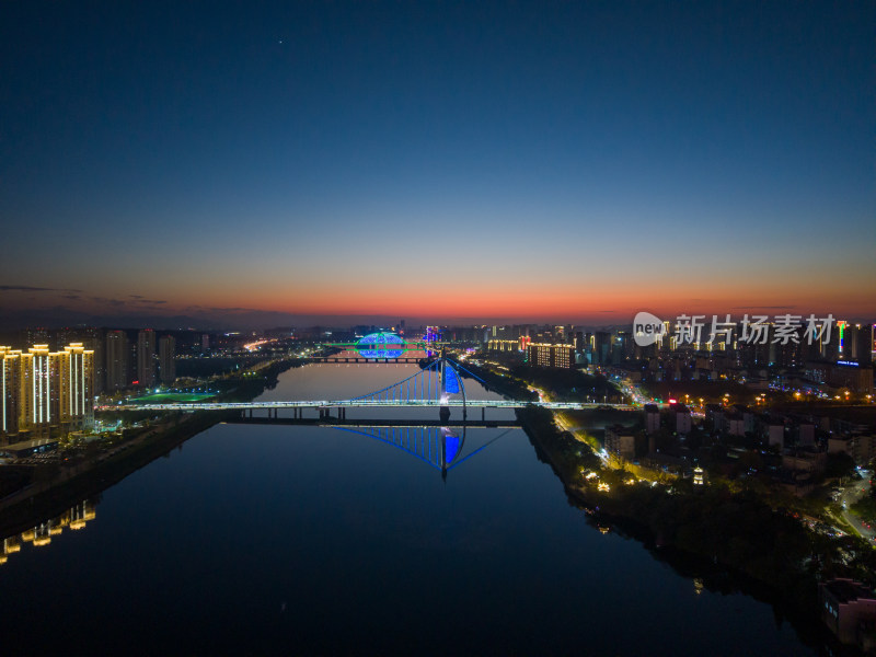 江西上饶大桥夜景