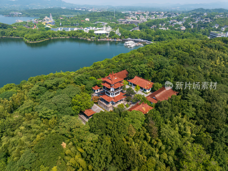 夏季白天航拍常州溧阳天目湖状元阁