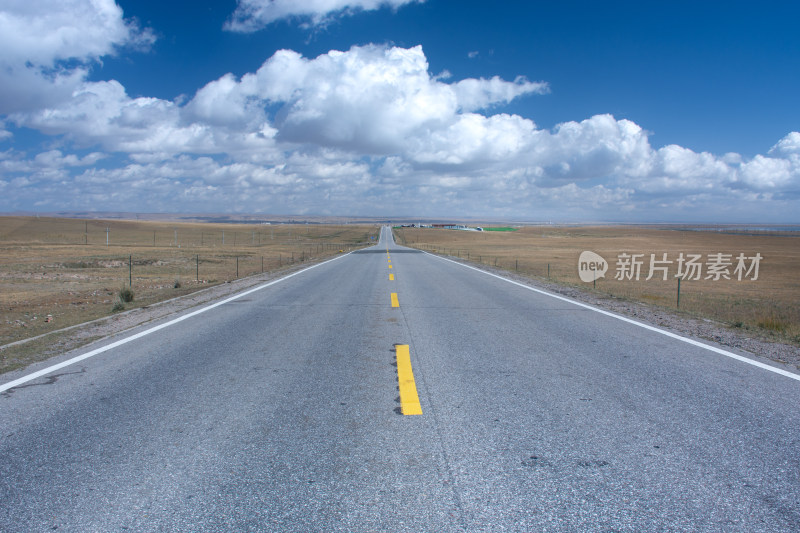 中国西部青藏高原公路自然风光