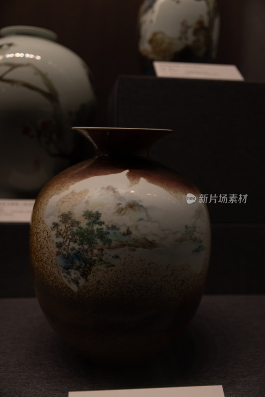 中国工艺美术馆景德镇瓷器展 花瓶