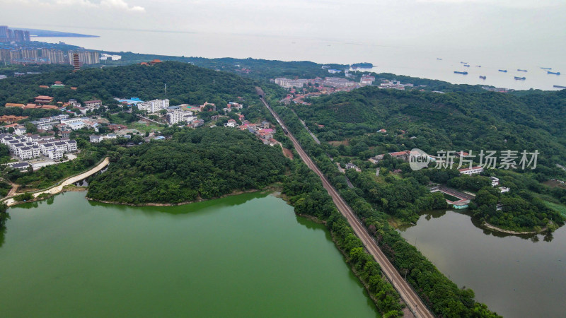 湖南岳阳城市风光交通航拍图