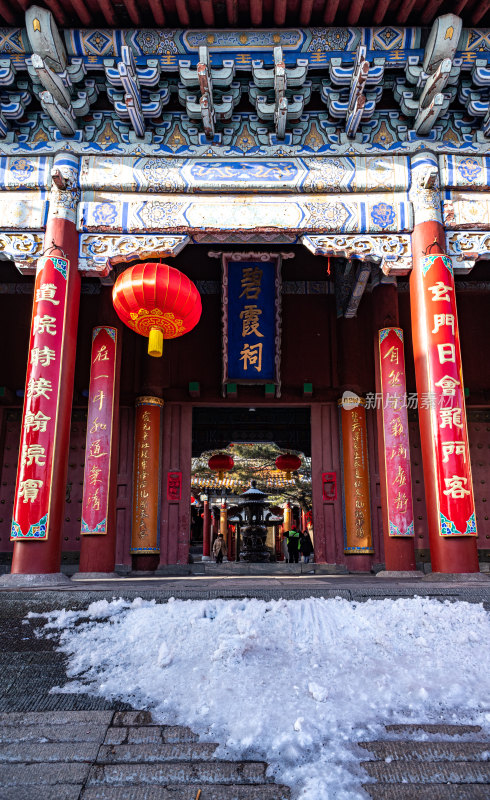 春雪后的泰安泰山风景区自然风光景点景观