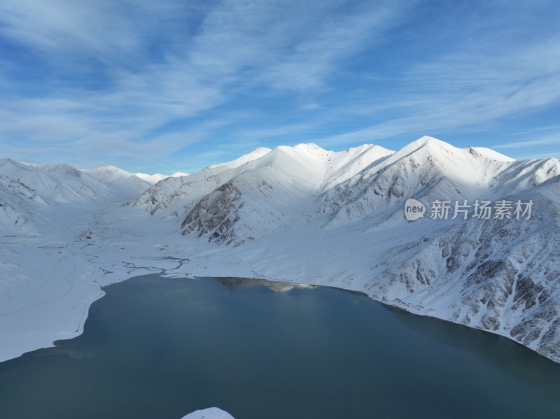 新疆帕米尔高原昆仑雪山白沙湖航拍