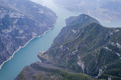 震撼长江三峡之巅长江瞿塘峡摄影配图