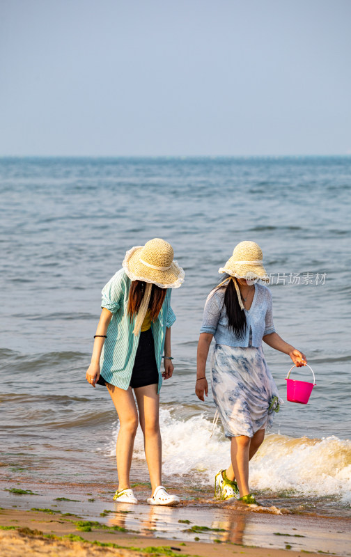 山东日照金沙滩海滨海岸海滩景观