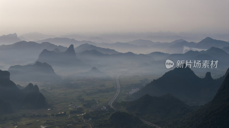 广西桂林山水水墨中国风