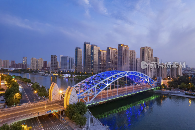 天津海河风景线国泰桥城市建筑日落夜景航拍