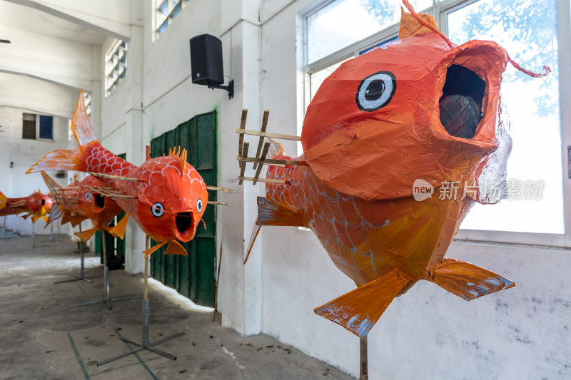 揭西五经富非遗鲤鱼灯制作