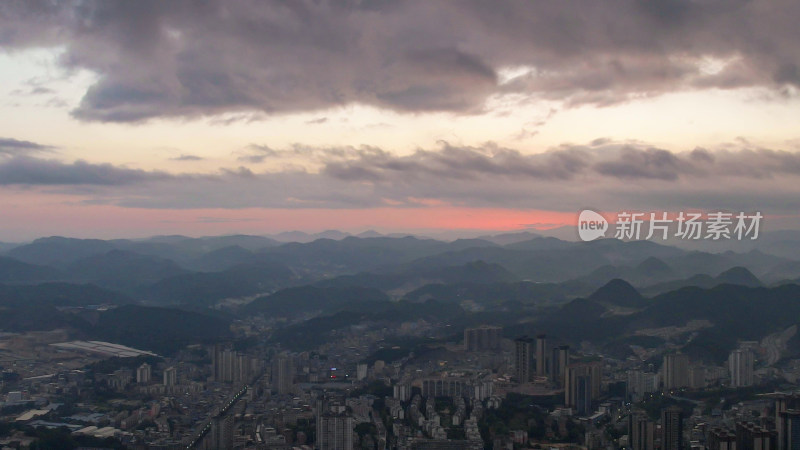 大山城市清晨日出贵州凯里日出航拍