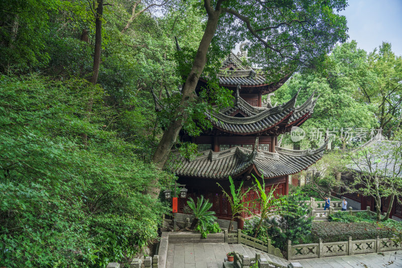 杭州飞来峰韬光寺古建筑风景