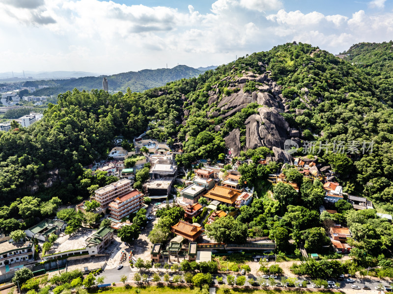 中国广东省汕头市金平区龙泉岩寺庙群