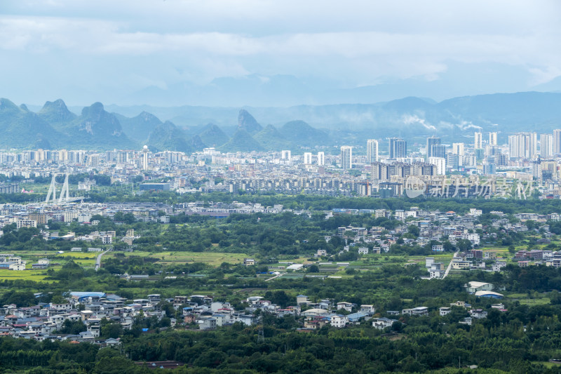 桂林尧山风光