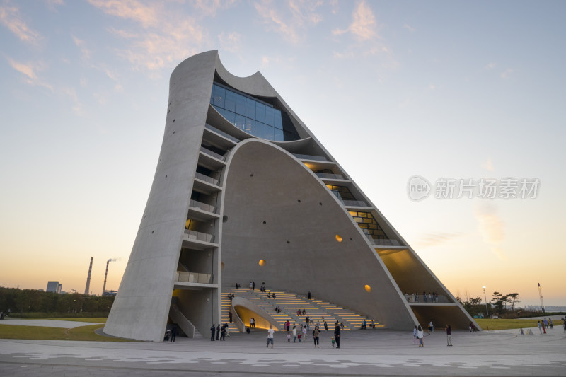 烟台开发区新地标时光塔建筑风光全景