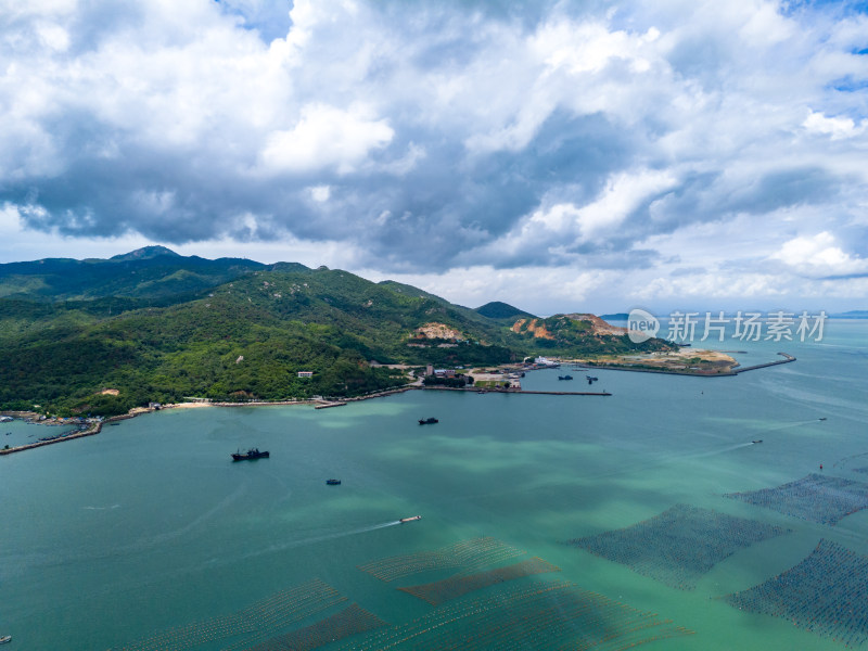 海上海鲜养殖基地航拍图