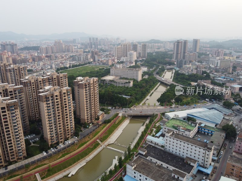 广东东莞：清溪河沿岸住宅小区