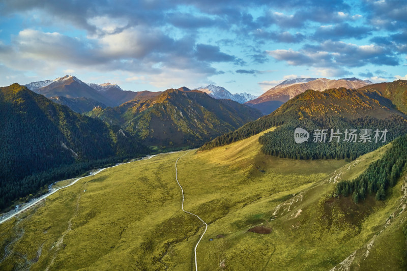 甘肃武威天柱县冰沟河景区