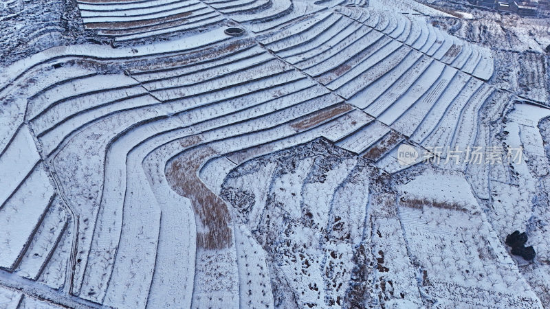 山城街道梯田雪景