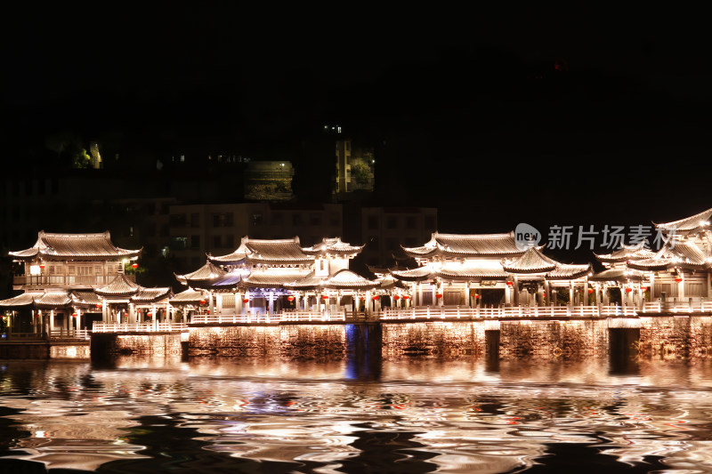 潮州广济桥的廊桥夜景航拍