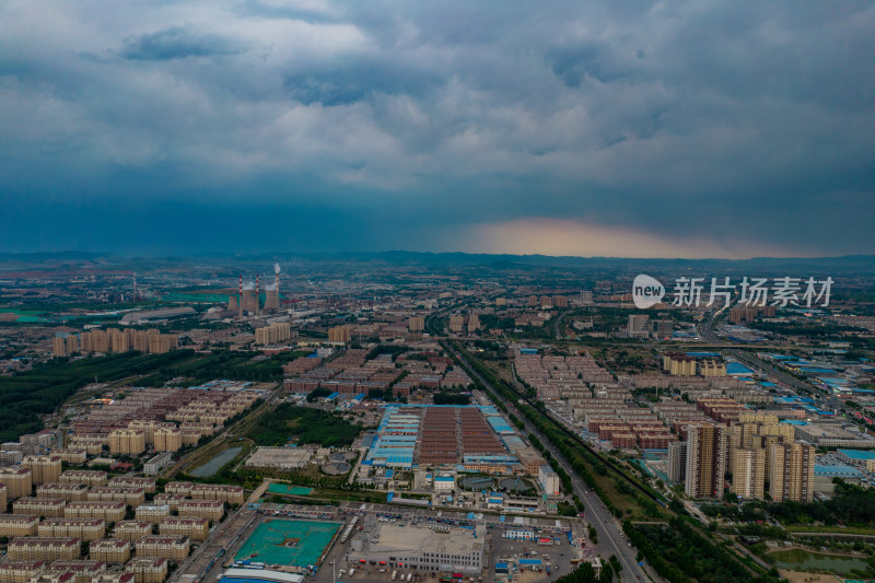 山东淄博城市暴雨来袭航拍摄影图