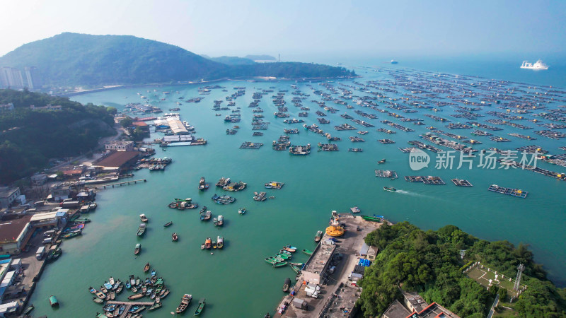 蓝色海洋大海海鲜养殖基地航拍