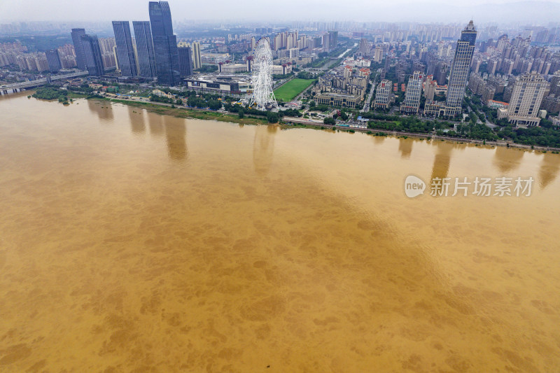 江西南昌朝阳大桥赣江两岸航拍图