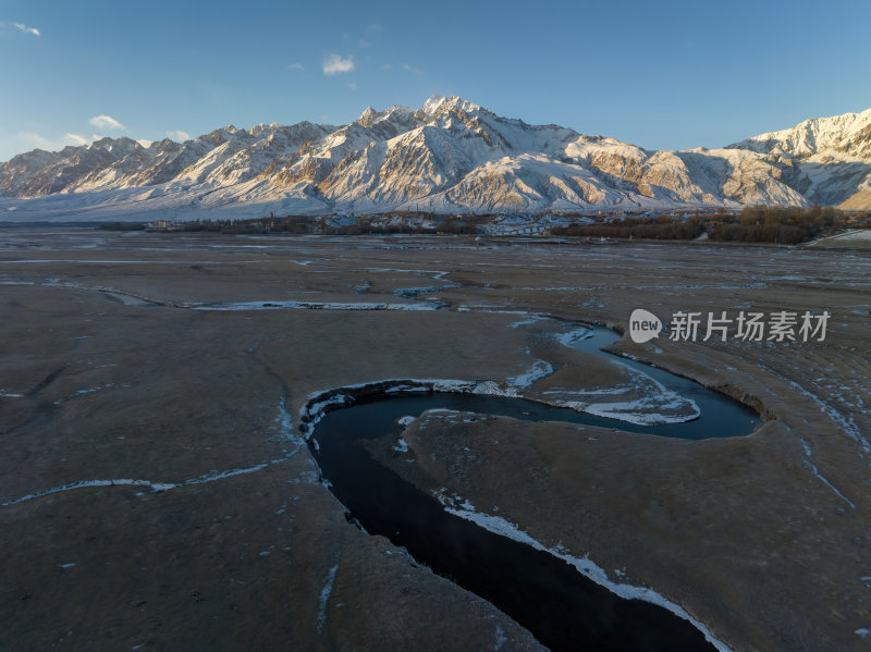 新疆喀什塔县帕米尔高原塔合曼湿地河道航拍