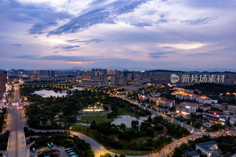 江西宜宾城市夜幕降临航拍图