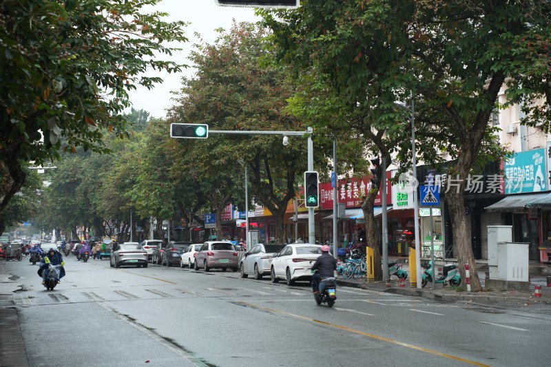 南宁市街景、中尧路