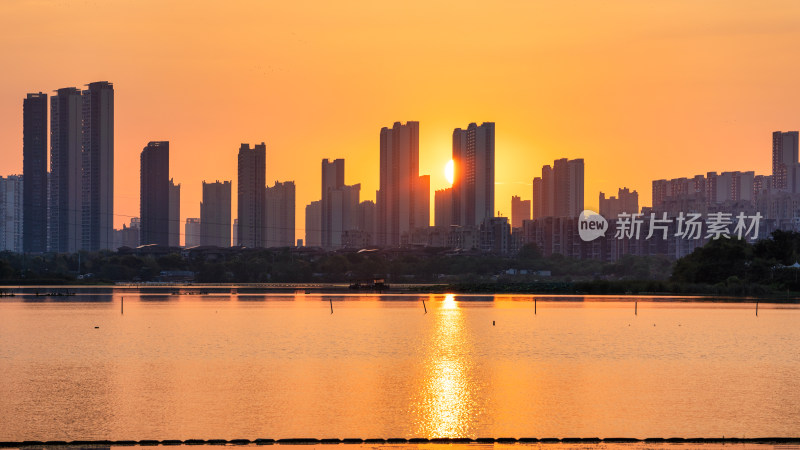 湖北武汉金银湖的落日