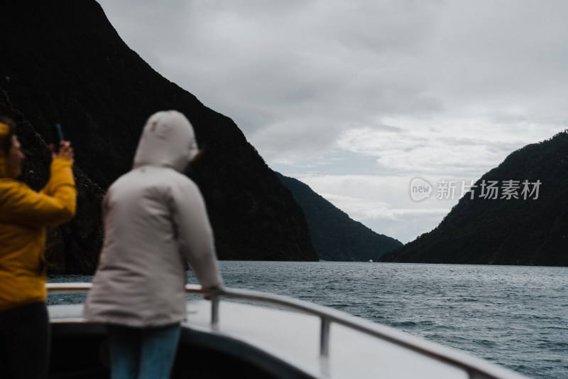 新西兰米佛峡湾Milford Sound