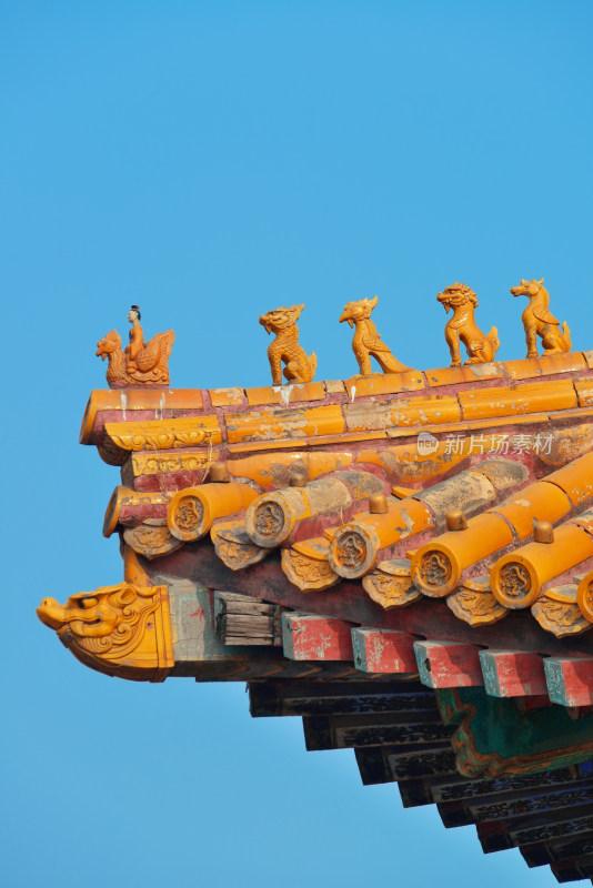 中式古建筑屋檐神兽特写
