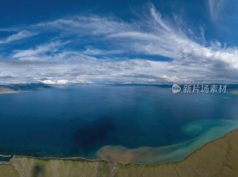 新疆伊犁夏季赛里木湖草原高空航拍