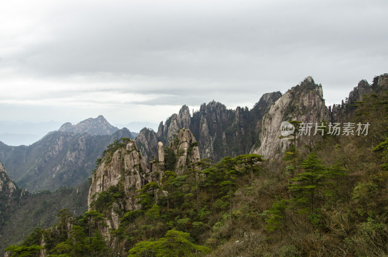 黄山松崖绝壁 险峻山峦 峰峦叠嶂