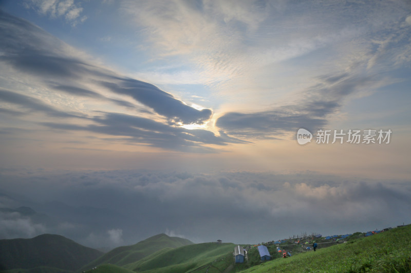 高山唯美天使之翼云景