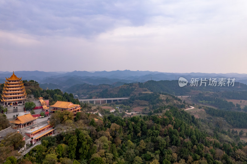 四川遂宁灵泉寺航拍摄影图