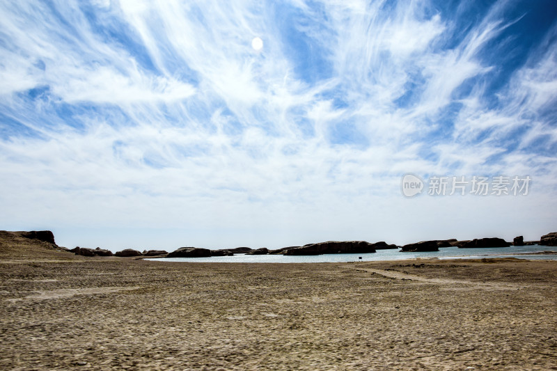 乌素特(水上)雅丹景区