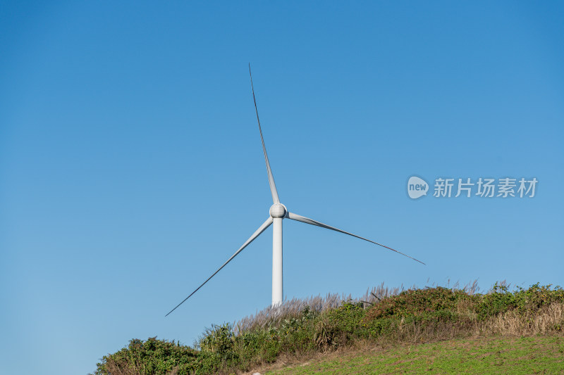 高山上的风力发电机