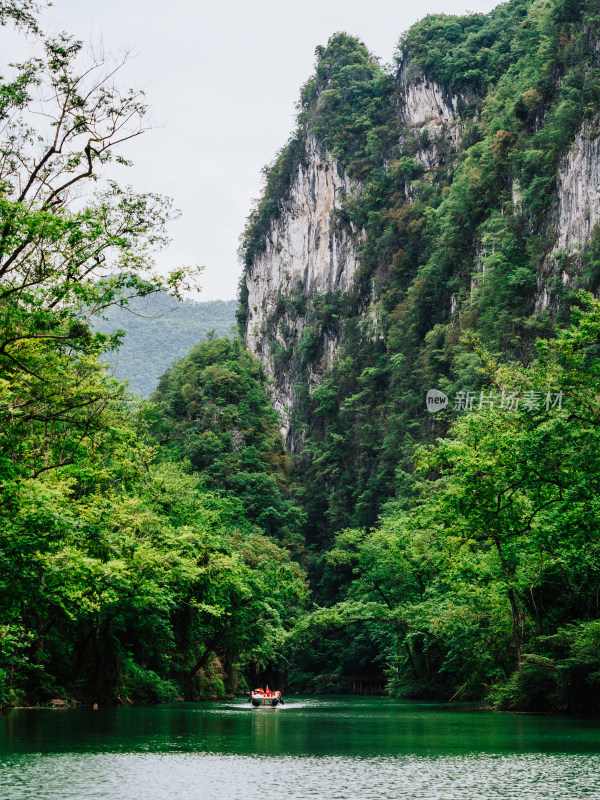 安顺格凸河