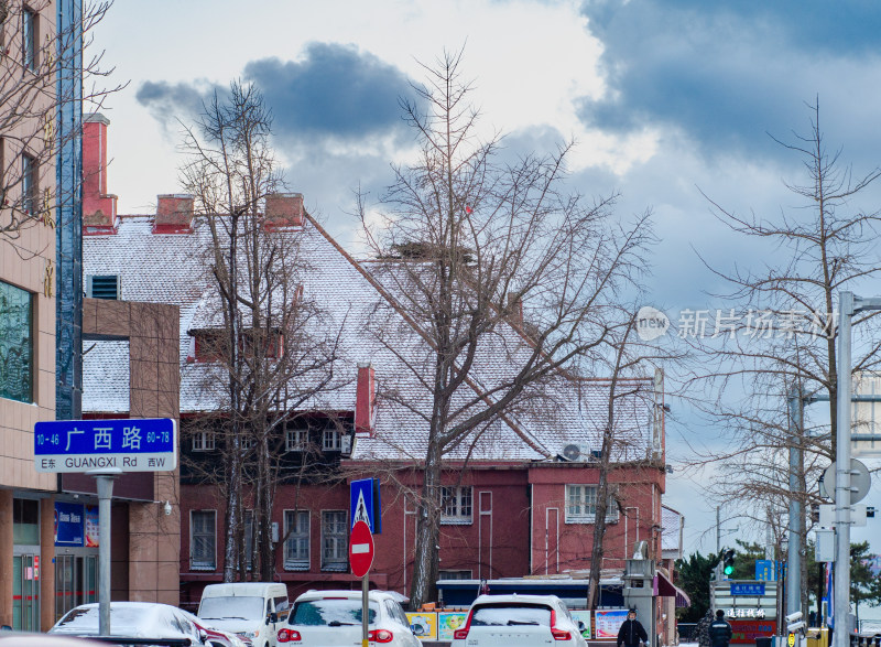 青岛中山路雪景