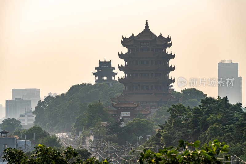 湖北武汉武昌京广铁路黄鹤楼白云阁