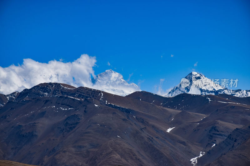 阿里加乌拉山口雪山观景台