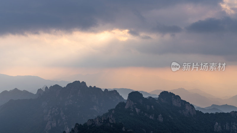 河南洛阳栾川老君山大山山脉特写