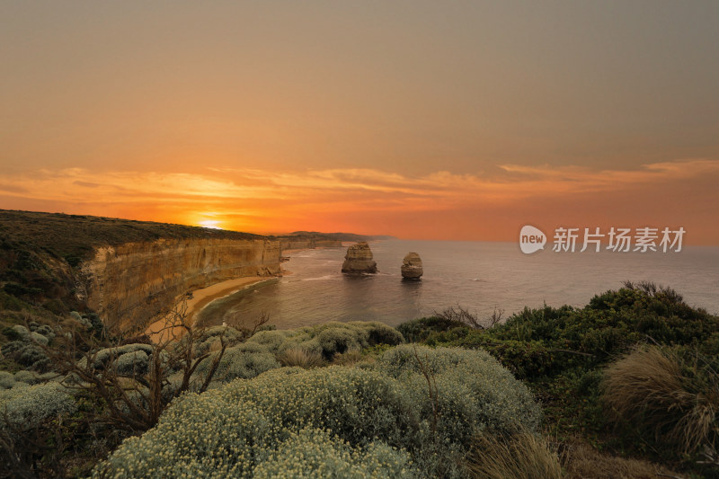 夕阳下的澳大利亚大洋路十二使徒