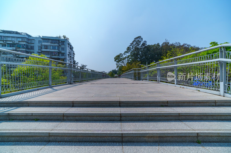 广州雕塑公园门口下塘西路立交桥
