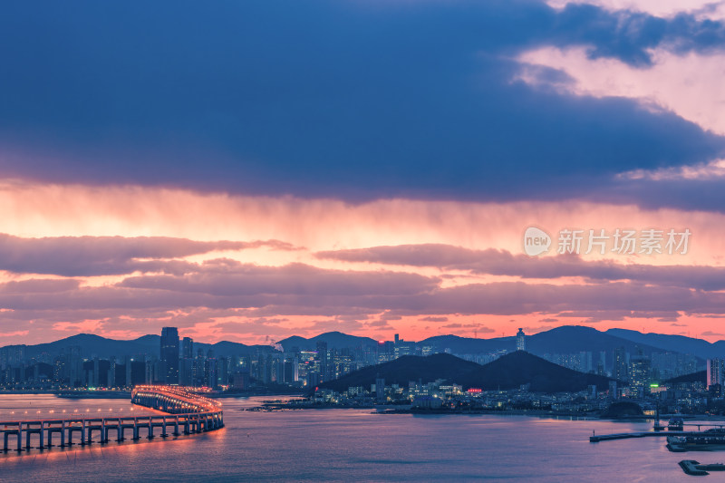 大连星海湾全景晚霞