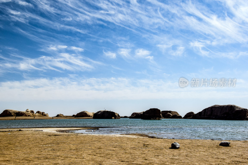 乌素特(水上)雅丹景区